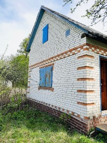 Дача на Олдиші поряд з річкою