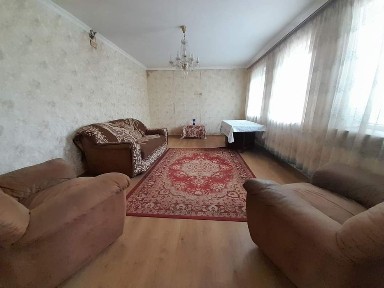 Продається затишний будинок