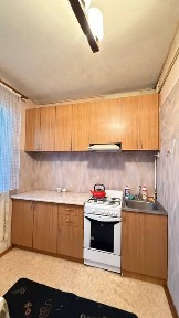 Здається в оренду простора, чиста та затишна 1-кімнатна квартира за адресою: проспект Героїв Харкова, 248.