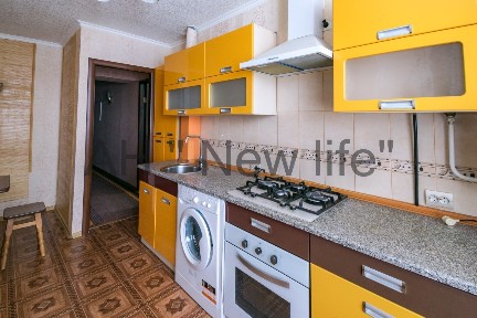 Продажа 1-комнатной квартиры 44 м², Интернационалистов ул.