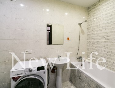 Продаж 2-кімнатної квартири 51 м², Інститутський пров.