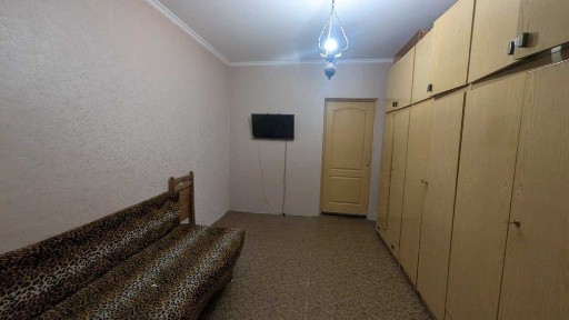 Глушкова 37. 3х кімн. -75м2