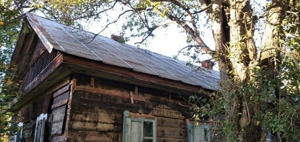 Хата продається на розбір
