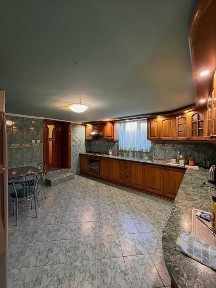 Будинок з історією та атмосферою затишку