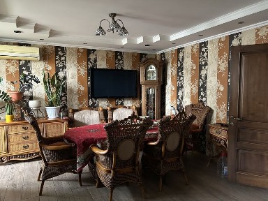 Продается 4 к/ квартира Корабельний р-н