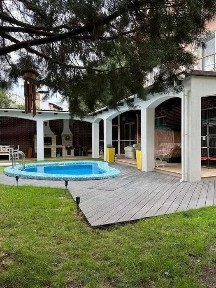 Оренда будинку 350 м², Линия 8-го Марта 4-я вул.