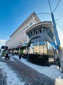 ЦЕНТР 125м2 ТОП-Локація ТРАФІК Здам Фасадне приміщення біля Зупинки