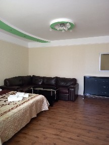 Киев, Княжий Затон ул., 9