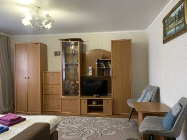 1-комнатная квартира посуточно 41 м², Набережно-Крещатицкая ул., 11