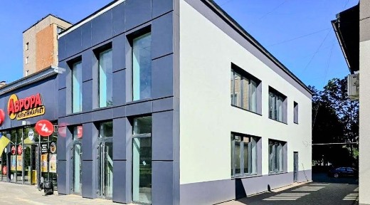Продам топове фасадне приміщення в найкращій локації міста