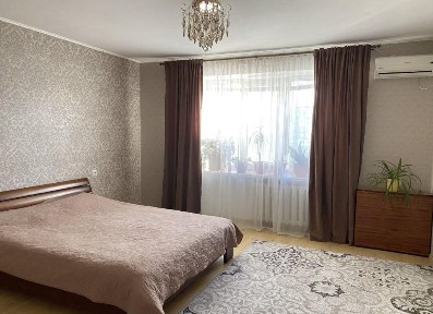 Полтава, Миру просп.