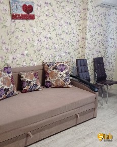 Київ, Воскресенська вул., 18