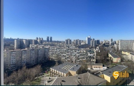 Киев, Ованеса Туманяна ул., 3