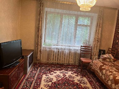 Киевская обл., Броварской район, г. Бровары, Короленко ул.