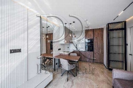 Київ, Канальна вул., 8Г