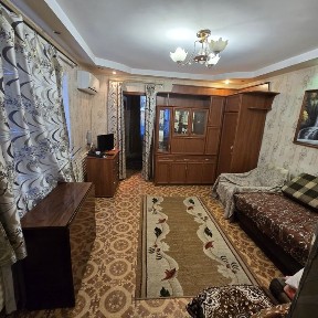 Оренда 3 кімнатний будинок Заводський район актуально!
