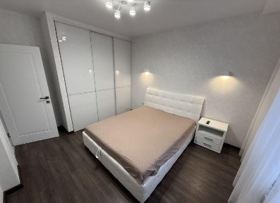 Продаж котеджу 201 м², Олімпійська вул.