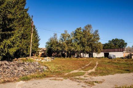 Продам приміщення під бізнес.