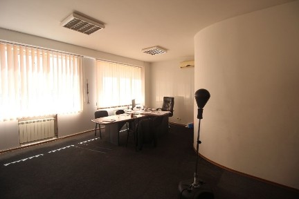 Офис 230 кв. м. здания по ул. Диагональной, 5