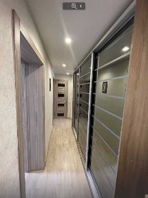 Продам 2-кімнатну квартиру центр