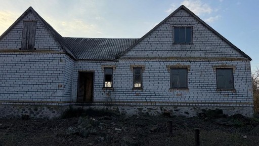 Продається недобудований будинок
