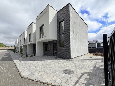 Продаж таунхаусів з керамоблоку в с. Липини