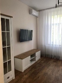 2-кімнатна сталінка, р-н ХБК. Автономка, ремонт, меблі, техніка