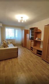 Продам однокімнатну квартиру на Петропавлівській без клмісіі.