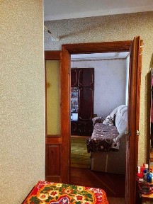Продам 3 к. квартиру, в центрі міста, вул. Коновальця, буд. 4