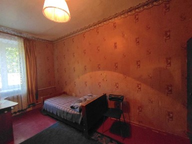 Продам 2 комнатную квартиру Чугуев