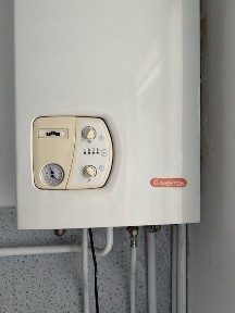 Продаєттся 3 кімнатна квартира по вулиці Минайська