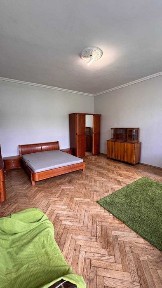 Продаж квартири центр!