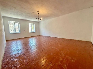 Продаж квартири 51 м² у самому центрі м. Дрогобич
