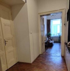 Продаж 3 кімнатної квартири вул. Беринди м. Львів