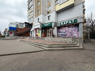 Суборенда приміщення в центрі навпроти Кооператора