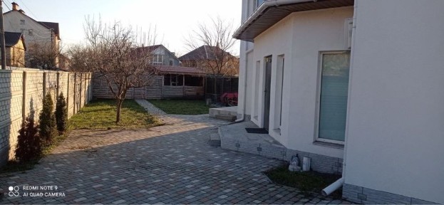Киев, 75-я Садовая ул.