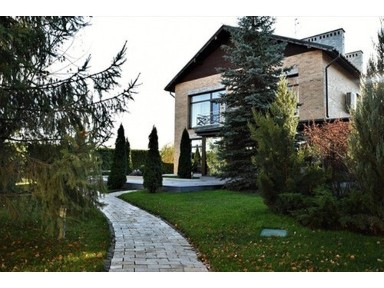 Оренда будинку 400 м²