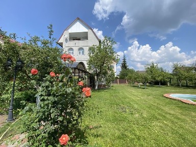 Аренда дома 220 м², Вишенковская ул.