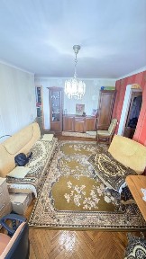 Чудова квартира з меблями і технікою. Заход і живи!