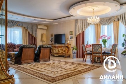 Добротний будинок 220 м2 на Правому з басейном