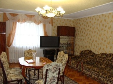 Київська обл., Білоцерківський район, м. Узин, Озрна ул.