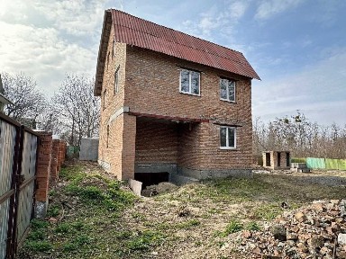Киевская обл., Обуховский район, с. Подгорцы, Будівельник