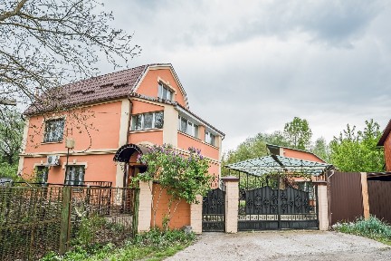 Киев, Богатырская ул.