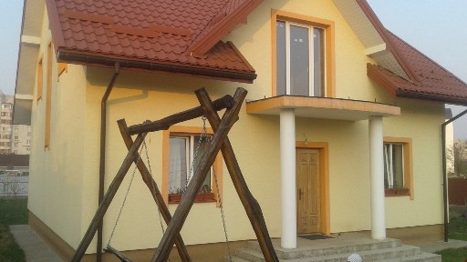 Продаж будинку 180 м², Мурашка центр ул., 13