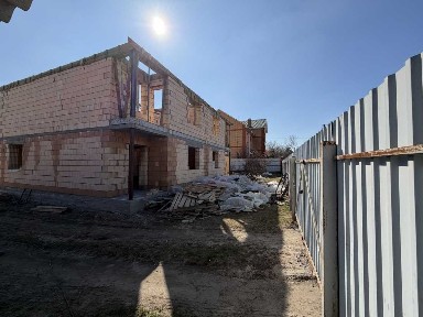 Київська обл., Бучанський район, м. Буча, Левка Ревуцького вул., 2