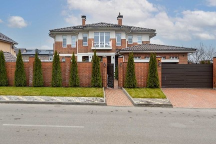 Продажа дома 460 м², Харьковская ул.