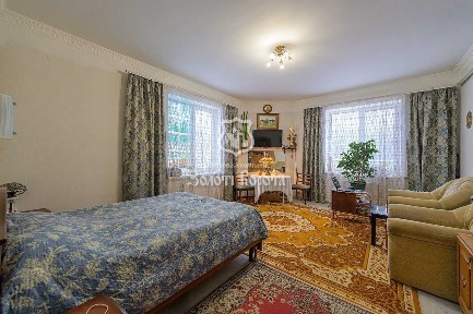 Київська обл., Обухівський район, м. Обухів, Стожари, 3