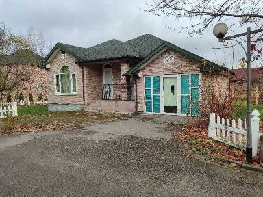 Киевская обл., Васильковский район, с. Порадовка, Нова, 7