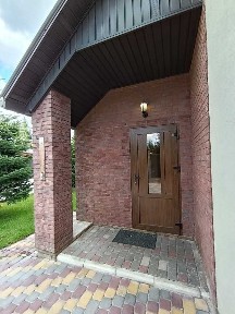 Київ, Медоносна вул., 33