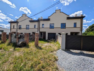 Продаж котеджу на вулиці Святого Юра